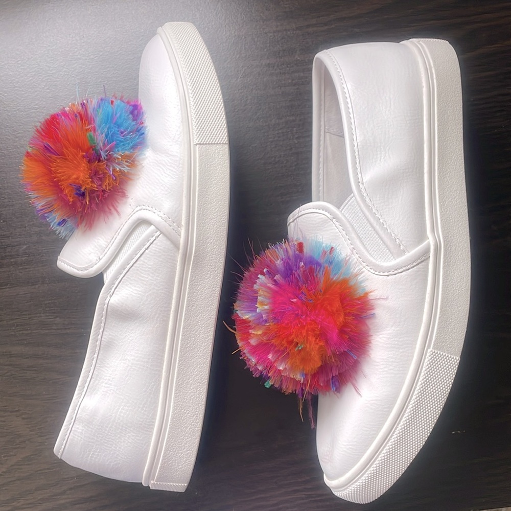 Betsey Johnson sneakers size 8 M